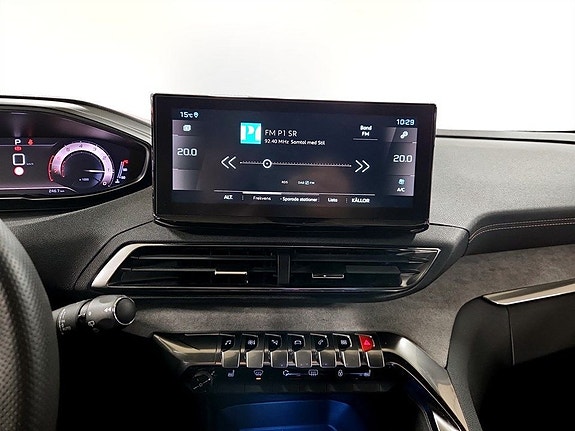 Peugeot 5008 10 of 16