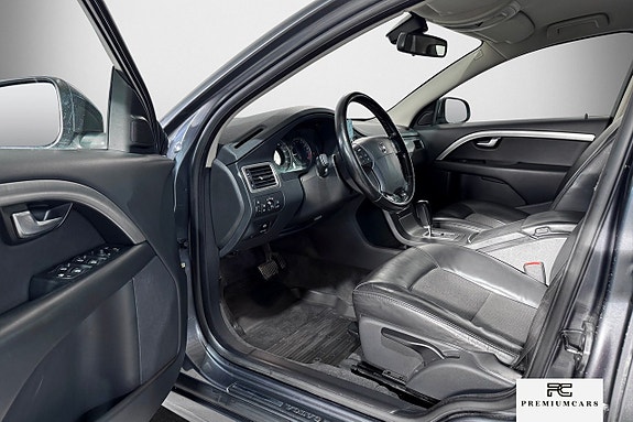 Volvo V70 8 of 19