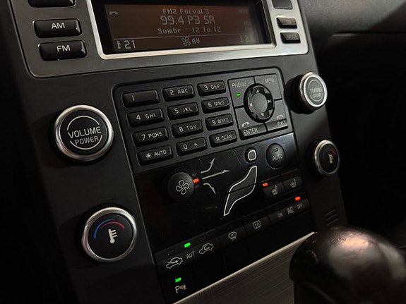 Volvo V70 14 of 19