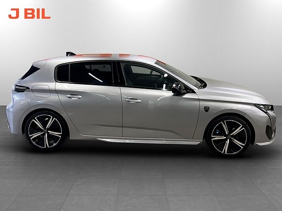 Peugeot 308 12 of 14