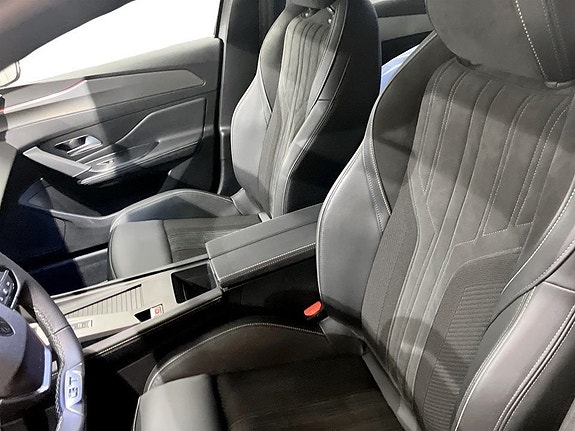 Peugeot 308 5 of 5