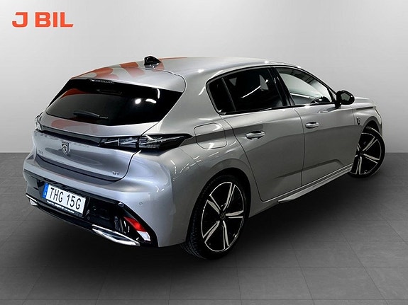 Peugeot 308 3 of 5