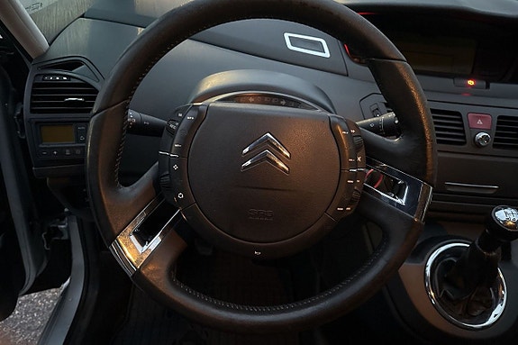 Citroen Grand C4 Picasso 9 of 15