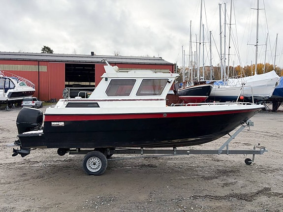 Bella 680 Cabin Suzuki 115 hk 4-takt -06