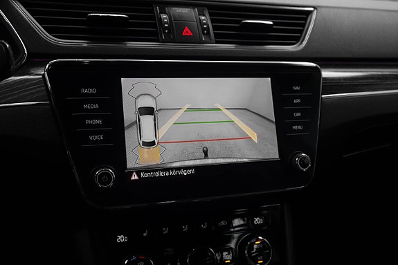 Skoda Superb 23 of 26