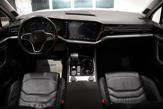 Volkswagen Touareg 12 of 27