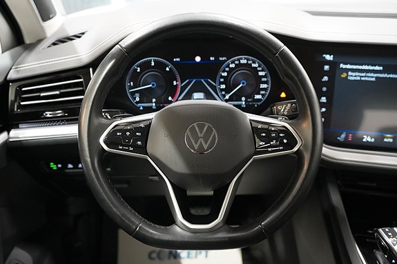 Volkswagen Touareg 13 of 27