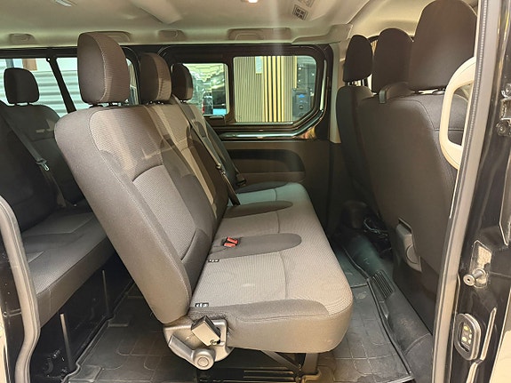 Renault Trafic 23 of 30