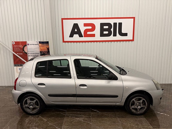 Renault Clio 3 of 5