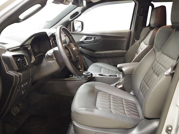 Isuzu D-max 2 of 5
