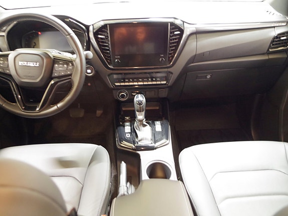 Isuzu D-max 3 of 5
