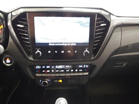 Isuzu D-max 13 of 15