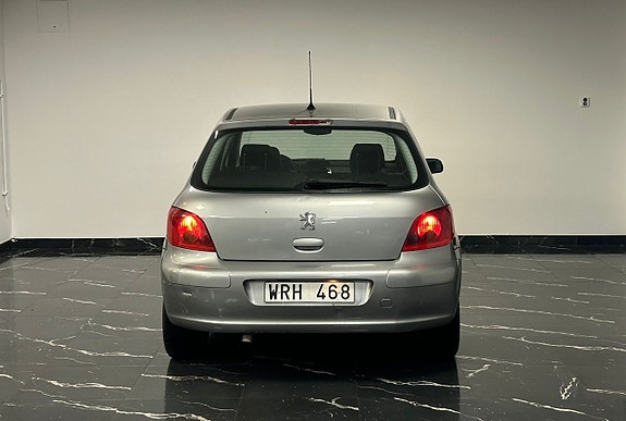 Peugeot 307 5 of 5