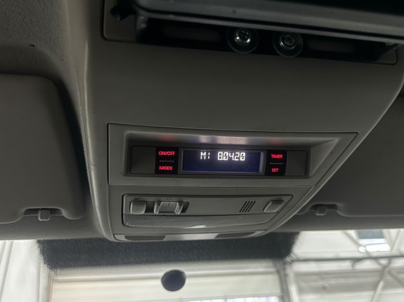 Volkswagen Transporter 13 of 15
