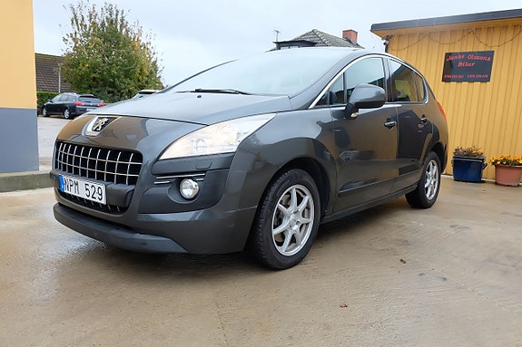 Peugeot 3008 8 of 12