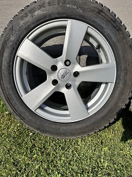 Product image 1 of 3