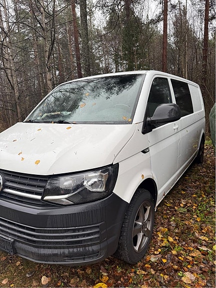Volkswagen Transporter 2 of 5