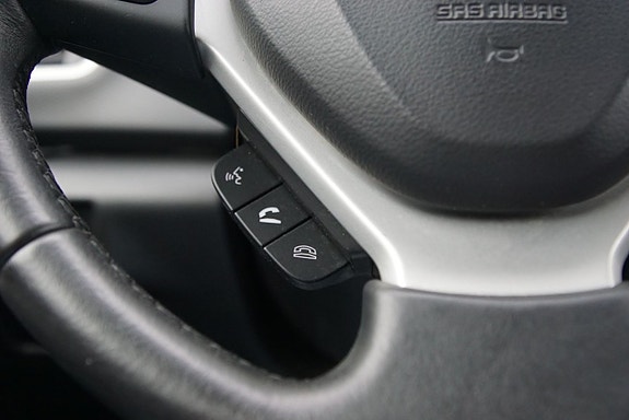 Suzuki S-Cross 19 of 22