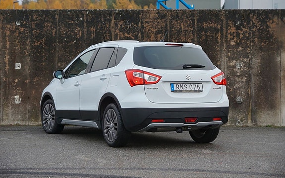 Suzuki S-Cross 4 of 22