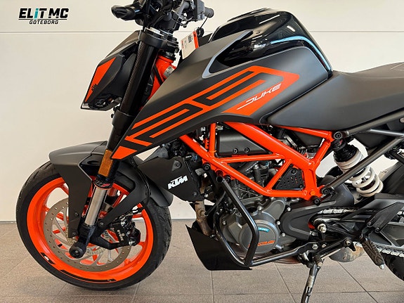KTM 125 Duke Akrapovic Fr. 566Kr / Månad 15 of 23