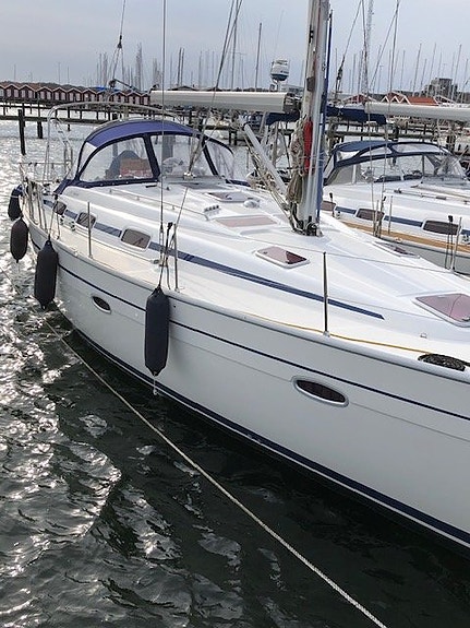 Bavaria 39 Cruiser 2006 - rikligt utrustad med VP D2-55
