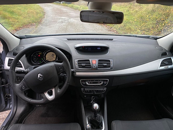 Renault Megane 8 of 8