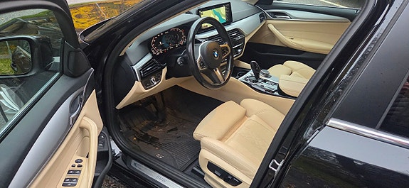 BMW 530e 24 of 27