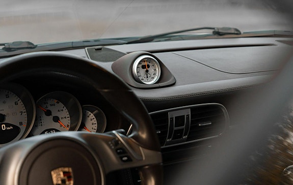 Porsche 911 9 of 15