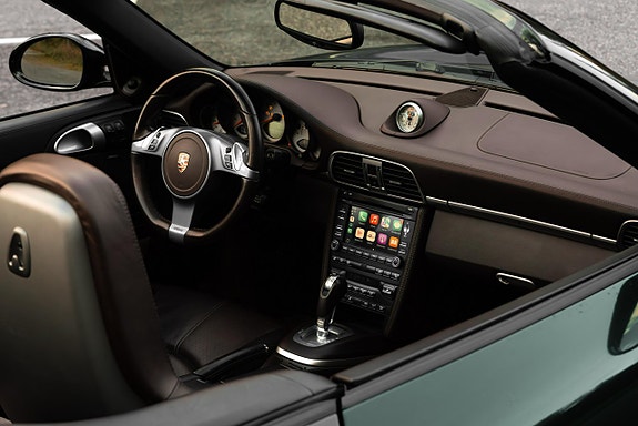 Porsche 911 7 of 15
