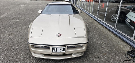 Chevrolet Corvette 14 of 15