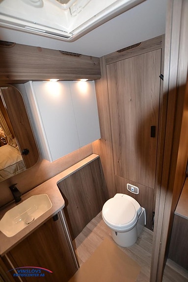 Kabe Royal 630 TDL E8 KS 8 of 10