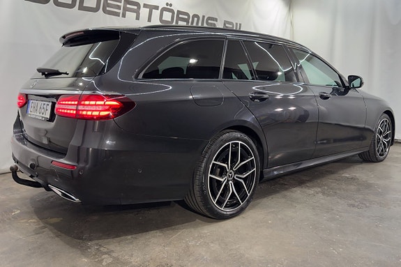 Mercedes-Benz E220 6 of 24