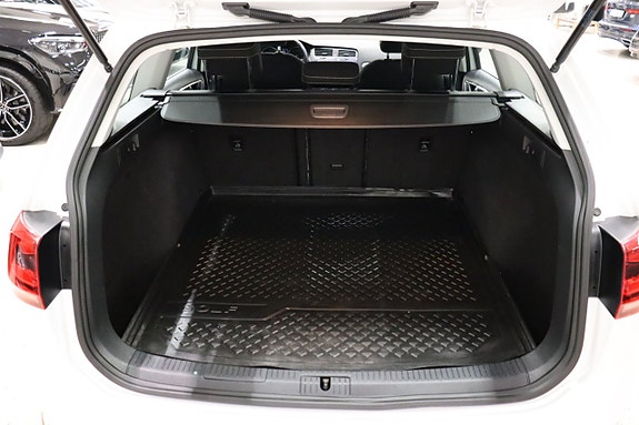 Volkswagen Golf Alltrack 6 of 21