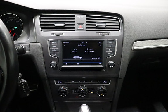 Volkswagen Golf Alltrack 15 of 21