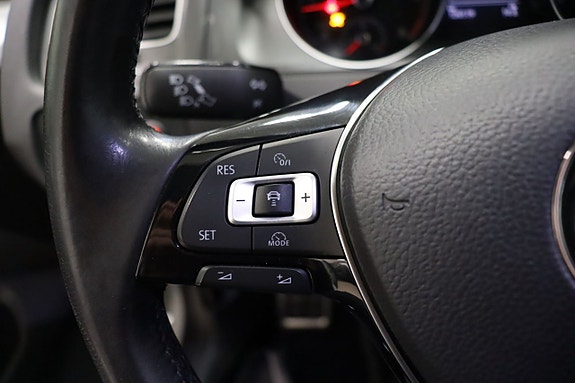 Volkswagen Golf Alltrack 13 of 21