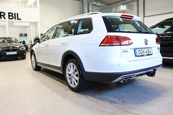 Volkswagen Golf Alltrack 5 of 21