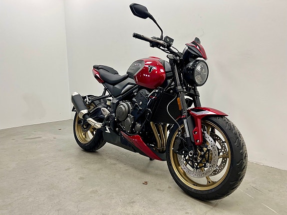 Triumph Trident 800 Demo 2 of 8