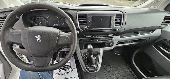 Peugeot Expert 13 of 17