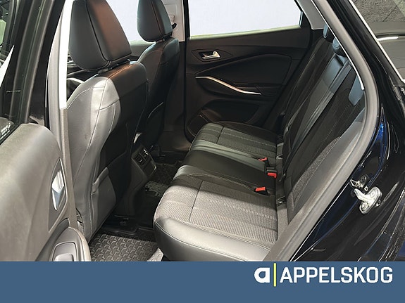 Opel Grandland 10 of 11