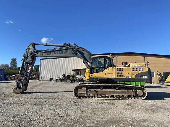 Volvo EC 360 CL 2 of 5