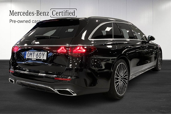 Mercedes-Benz E300 e 3 of 13
