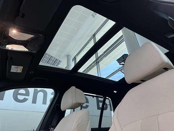 BMW X5 8 of 16