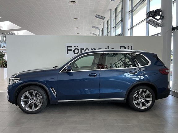 BMW X5 3 of 16