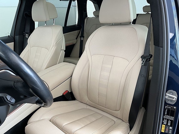 BMW X5 7 of 16