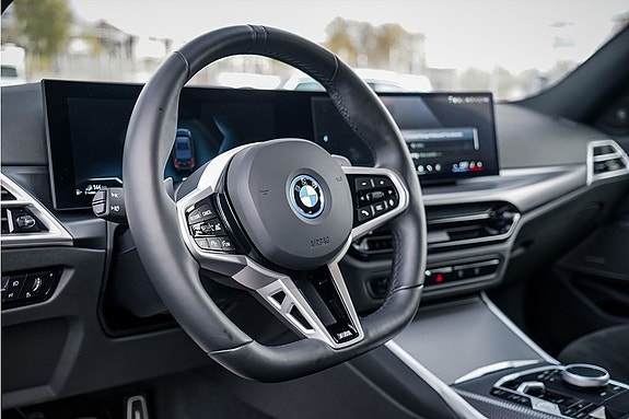 BMW 330e 13 of 24