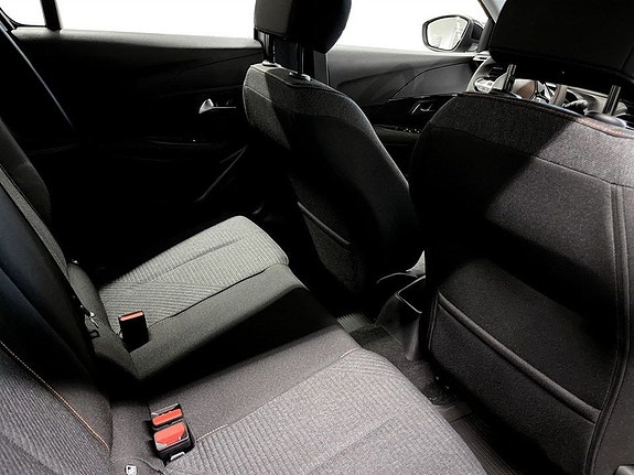 Peugeot 208 14 of 14