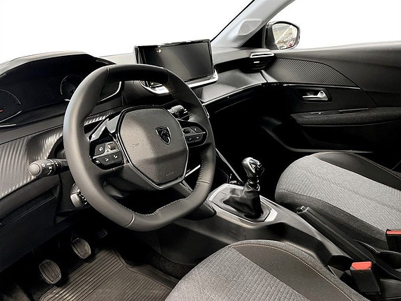 Peugeot 208 11 of 14