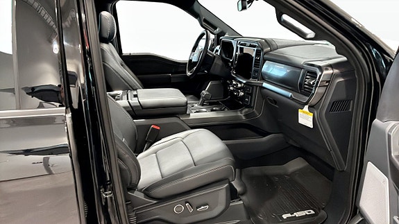 Ford F-150 3 of 5