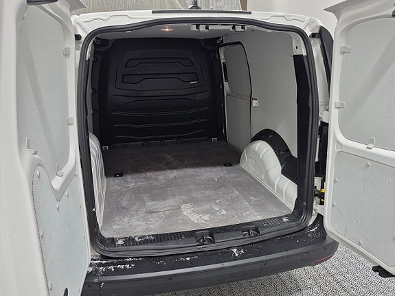 Volkswagen Caddy 6 of 6