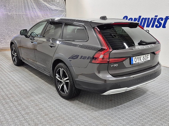 Volvo V90 Cross Country 5 of 5
